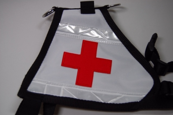 RESCUE Dog Kenndecke mit rotem Kreuz und reflektierenden Streifen Gr.XL
